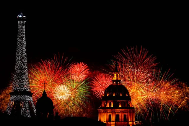 Feu d'artifice du 14 juillet © Lionel Isy-Schwart